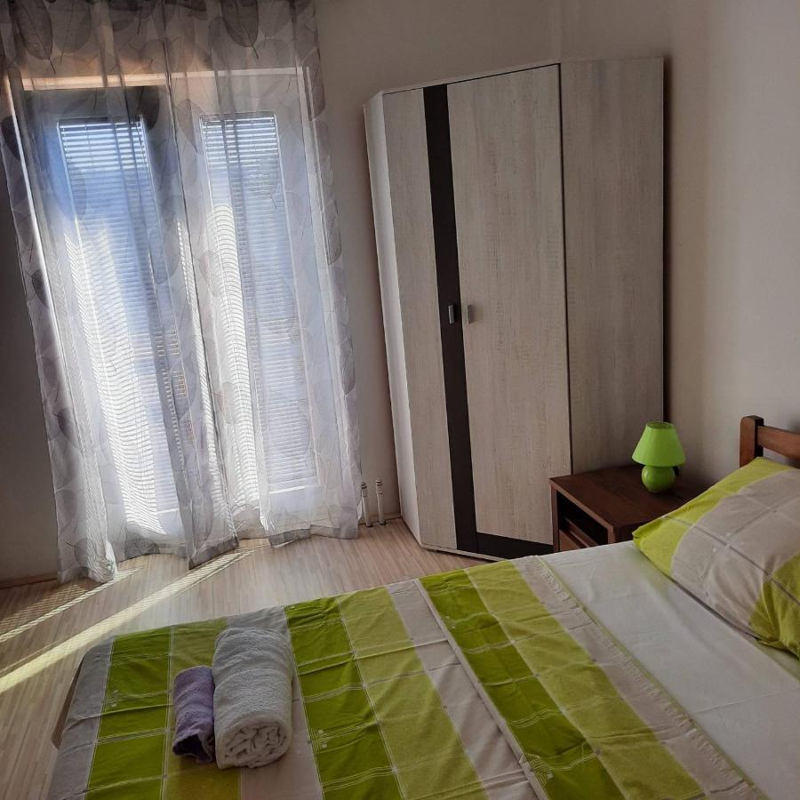 Apartmani Loli Ugljan Zewnętrze zdjęcie